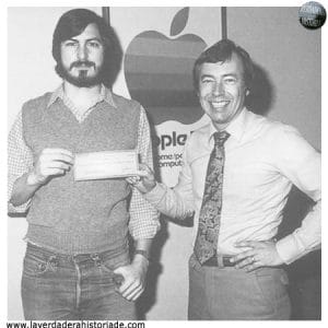 Steve Jobs y Mike Markkula responsables de marketing de Apple