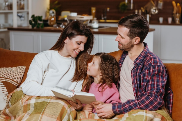 Casados con hijos: el oscuro pasado detrás de la comedia más exitosa de la televisión
