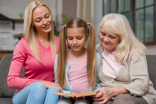 Descubre la verdad detrás de los hijos de Hebe de Bonafini: ¿héroes o víctimas de una manipulación?