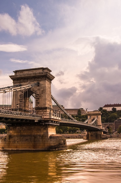 El oscuro pasado del Puente de los Espías que nunca te contaron