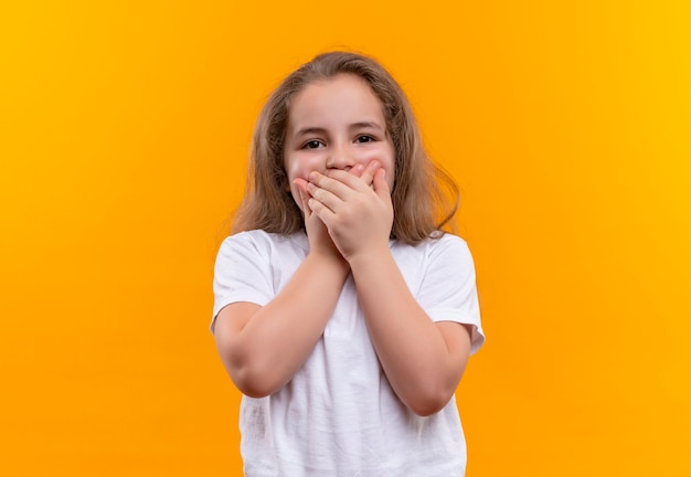 La impactante historia de la niña que no podía hablar