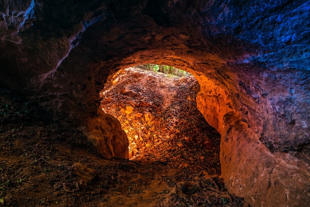 La verdadera historia de la cueva del Diablo