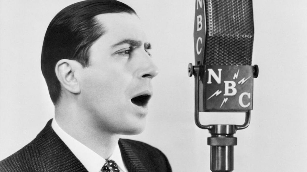 ¿Conoces la historia oculta detrás del famoso cantante Gardel?