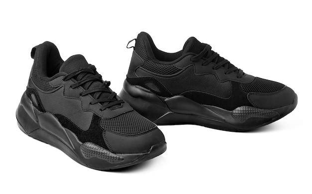 ¿Estamos siendo influenciados por una rivalidad artificial y sin sentido entre Adidas y Puma?