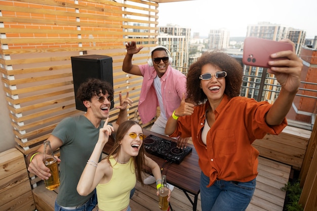 ¿Fiesta de Rubí o espectáculo de irresponsabilidad? Descubre la verdad detrás del evento que impactó al mundo