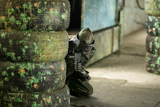 ¿Héroes o villanos? Descubre la verdad detrás de las Autodefensas de Michoacán y decide tú mismo.