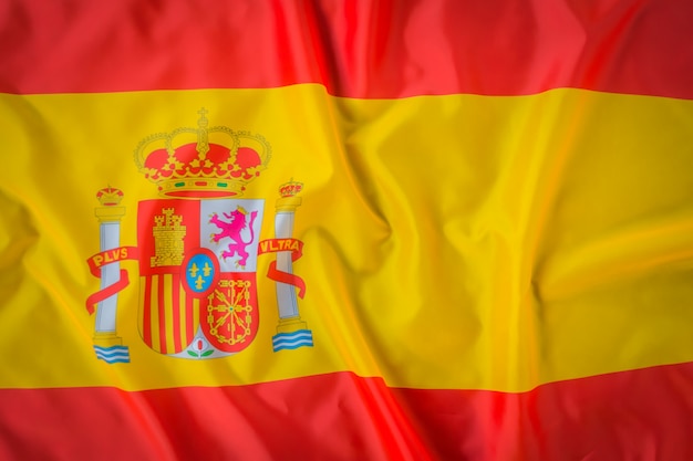 ¿Por qué la Bandera Catalana sigue siendo un tema de controversia? Descubre las diferentes interpretaciones y opiniones.