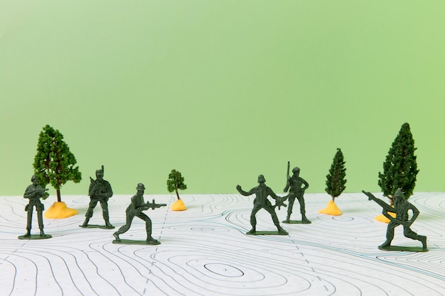 ¿Qué hay detrás de la canción Like Toy Soldiers? La historia oculta que no conocías