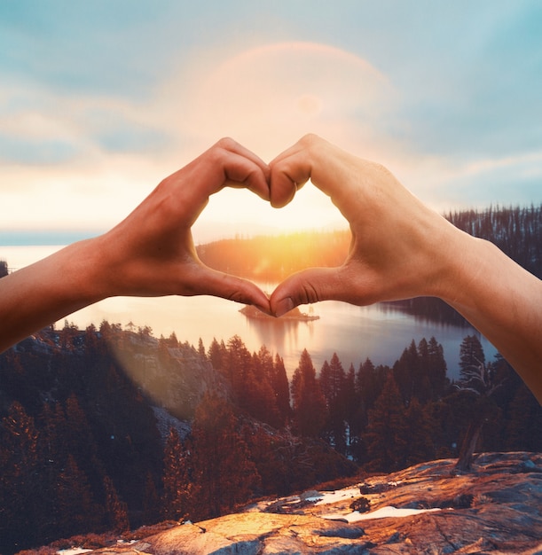 ¿Realmente conocemos a Valentín de la Sierra? Descubre la verdad detrás de la historia y forma tu propia opinión.