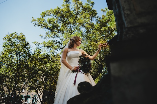 ¿Realmente conoces a la novia de Steve? Descubre la historia detrás de Alex y prepárate para sorprenderte.