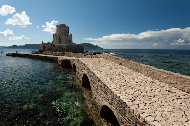 ¿Realmente es seguro visitar el Muelle de San Blas? La controversia sobre su mantenimiento y conservación