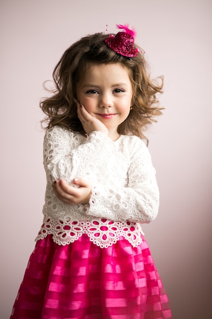 ¿Realmente existió la niña Infantita? Reflexiona sobre la creencia popular y la verdad histórica.