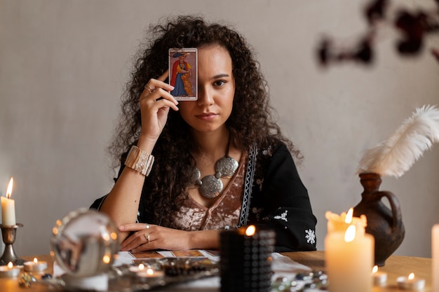 ¿Realmente la Magia Negra existe? Una reflexión sobre la creencia y la superstición.